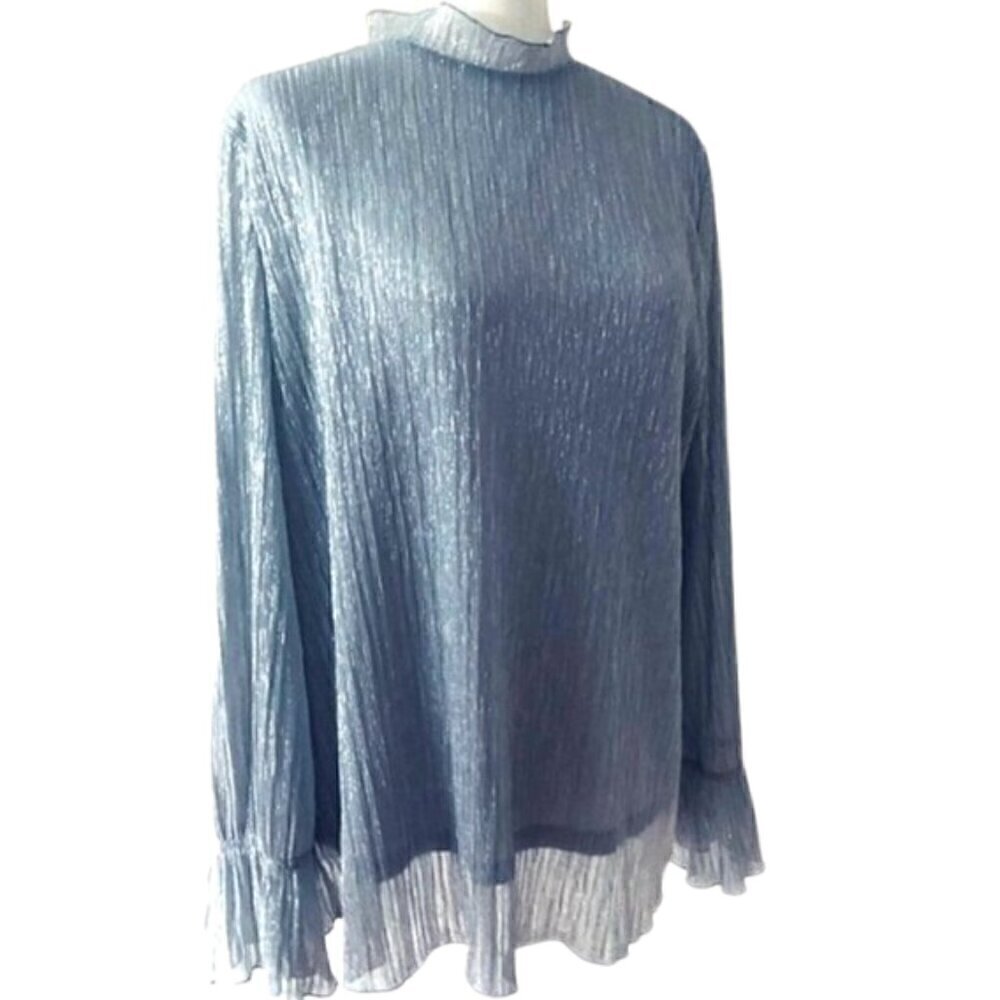 ✨ Alfani Metallic Ruffle-Neck Blouse – Silver, Size Large, Excellent